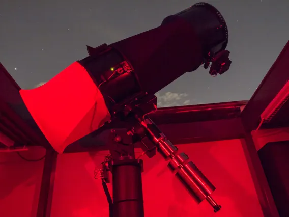 telescope built by University of Arizona students sees first light